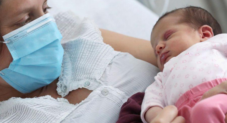 Bebés, nacimientos en pandemia