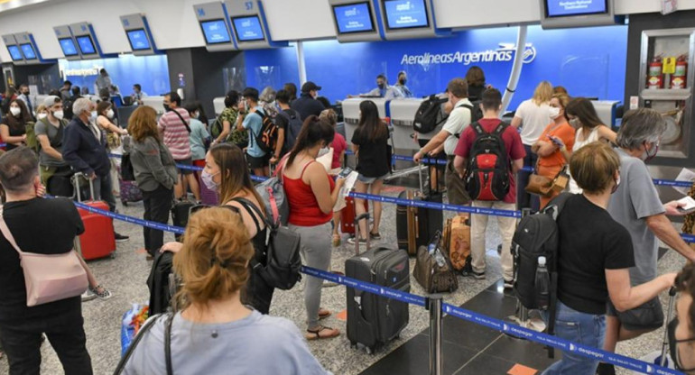 Vuelos cancelados en Aeroparque Jorge Newbery, Aerolíneas Argentinas, NA	