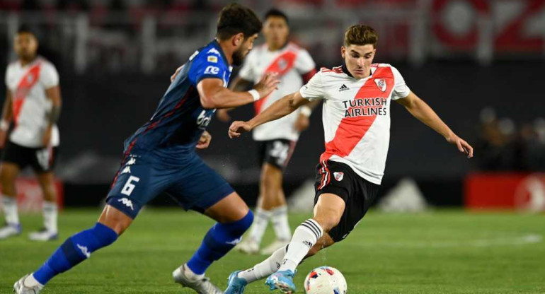 River Vs. Vélez, NA