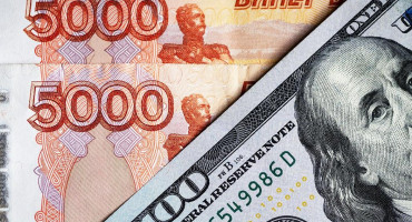 Rublos y dólares