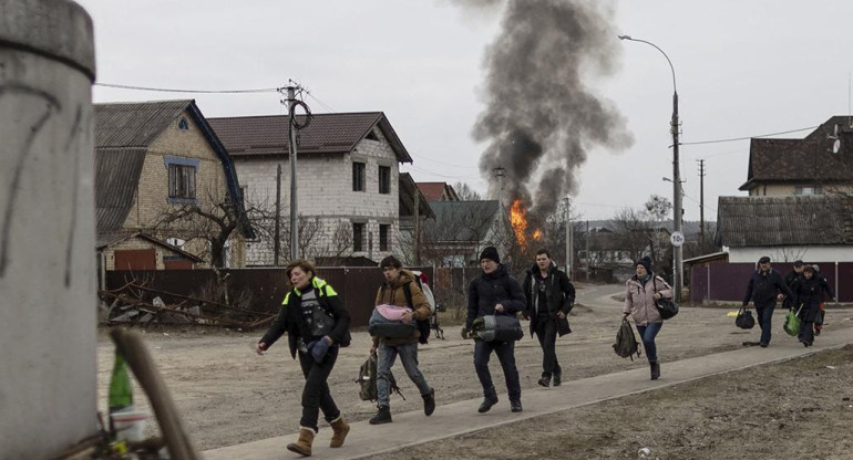 Conflicto entre Rusia y Ucrania, evacuación, población civil, refugiados, Reuters
