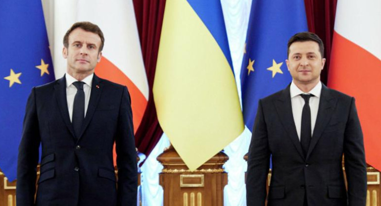 Emmanuel Macron y Volodimir Zelenski, foto NA