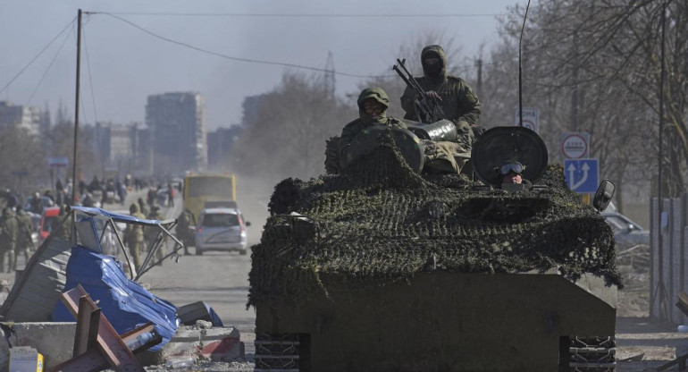 Conflicto entre Rusia y Ucrania, tanque de guerra, Reuters
