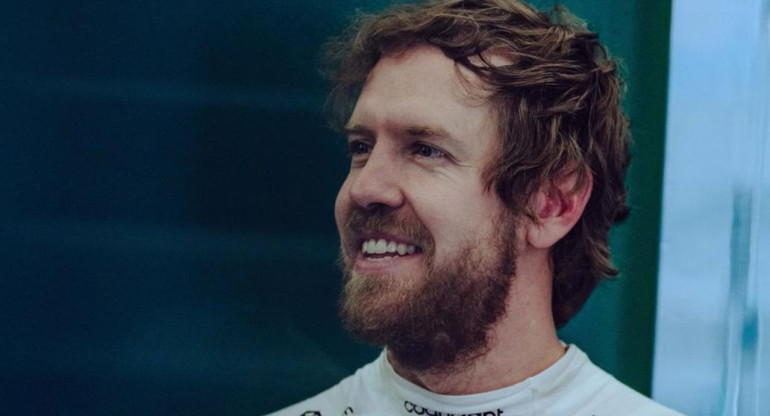 Sebastian Vettel, Foto Twitter Aston Martin F1