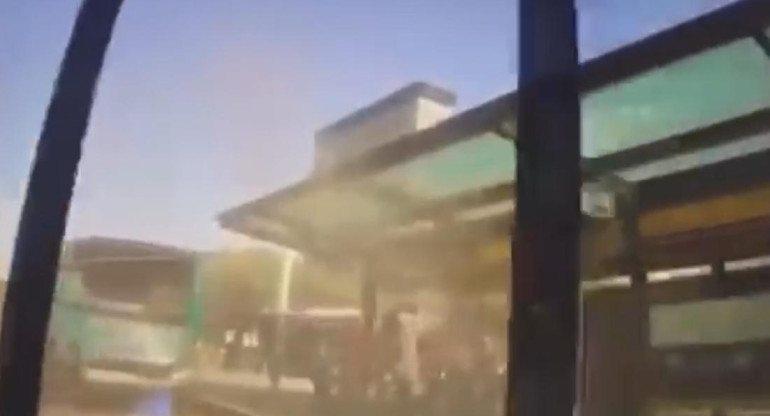 Choque de colectivos en Metrobus de 9 de Julio, captura video