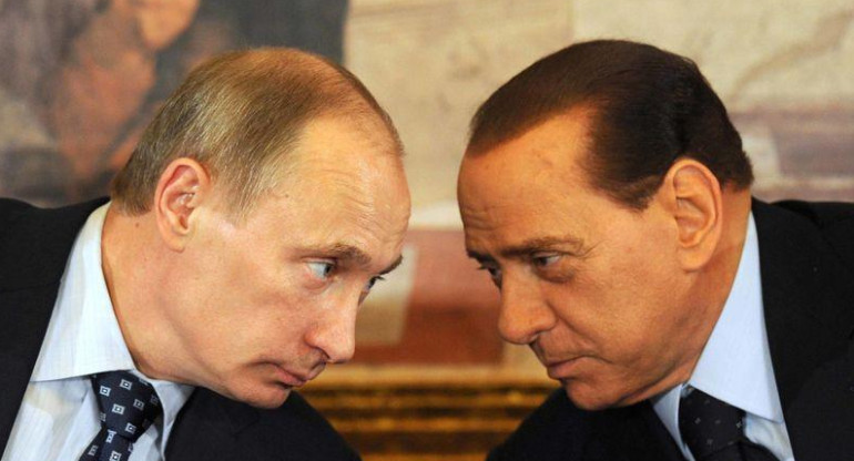 Vladimir Putin y Silvio Berlusconi, Reuters