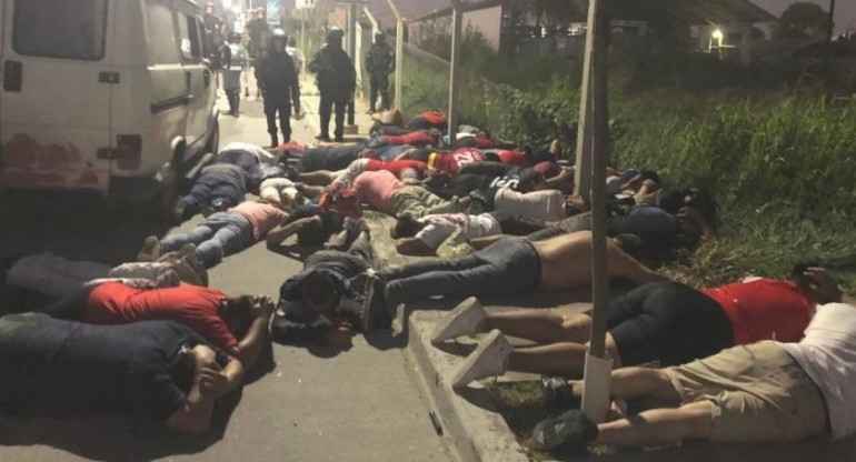 Barras de Independiente detenidos, Foto NA