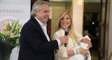 Alberto Fernández y Fabiola Yañez presentaron a su hijo Francisco. NA.