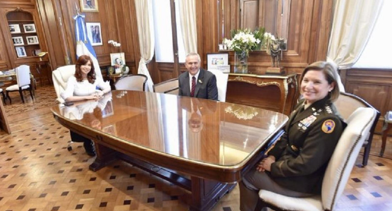 Cristina Kirchner recibió a la jefa del Comando Sur de EEUU, Laura Richardson , NA