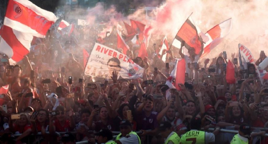 River apeló el fallo de Conmebol por los actos de racismo y dijo que el hincha pagará la multa