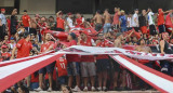 Barras de Independiente, fútbol. Foto: NA.