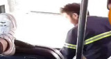 Chofer de colectivo que le dio el volante a un menor. Foto: NA.