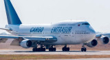 Avión venezolano retenido en Ezeiza. Foto: NA.