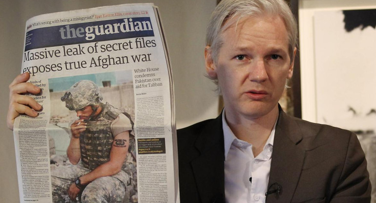 Julian Assange, Wikileaks