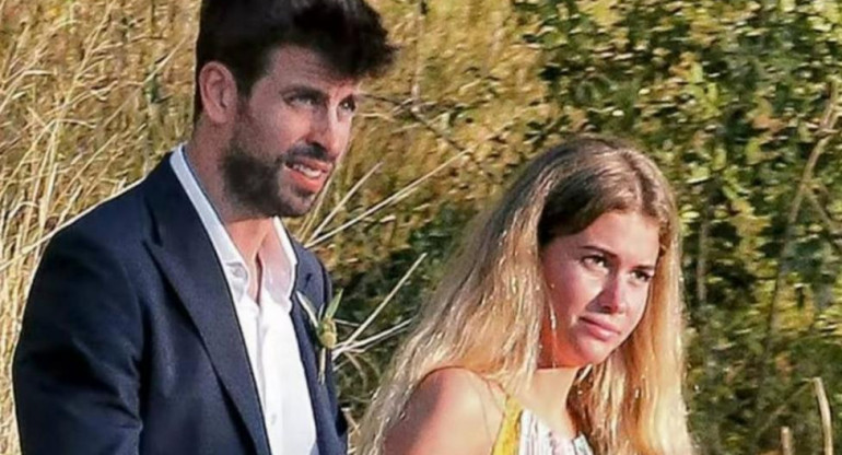 Clara y Gerard Piqué. Foto: Hola.com