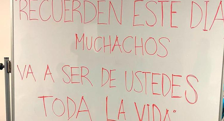 El mensaje en el vestuario de Los Pumas. Foto: @lospumas