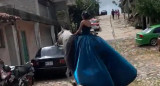 Un caballo se llevó a una quinceañera. Foto: captura de video.