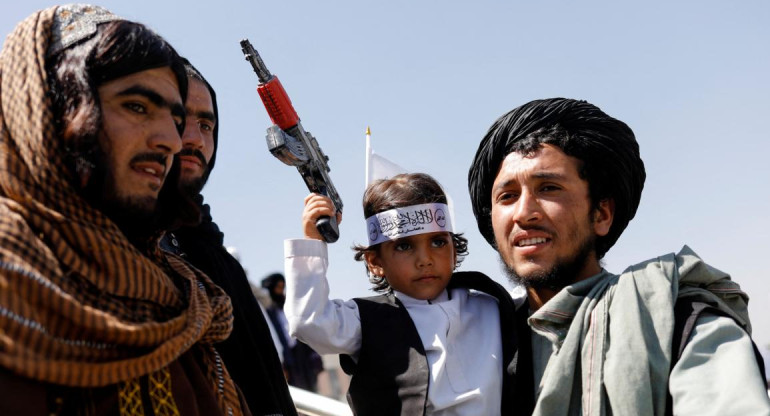 Festejos de Talibanes_Reuters
