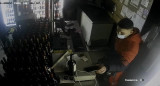 Robo de un empleado en un bodegón de Parque Chacabuco. Foto: Captura de video.