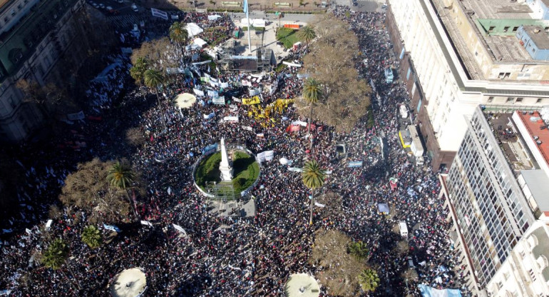 Marcha en apoyo a Cristina Kirchner. Foto: Télam