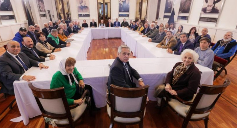 Alberto Fernández, reunión en Casa Rosada. Foto: NA.