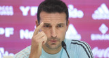 Lionel Scaloni y su prelista para los amistosos antes del Mundial de Qatar 2022. Foto: NA.