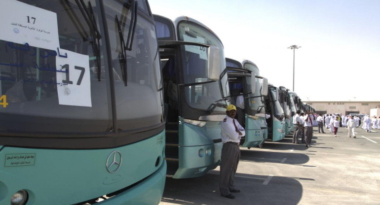 Transporte público durante el Mundial de Qatar. Foto: Telam.