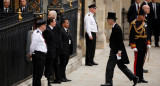 Secretario de Comercio, Jacob Rees-Mogg al ingresar a Westminster Abbey. Foto: Reuters.