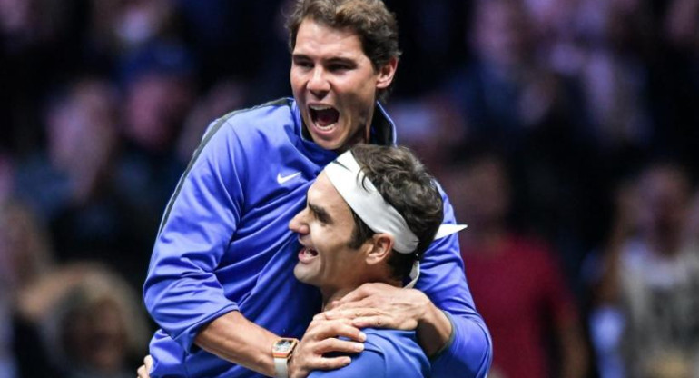 Rafael Nadal y Roger Federer. Foto: NA.