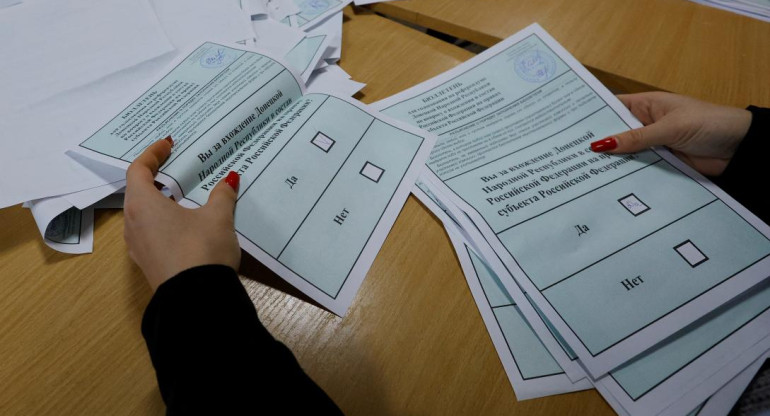 Finalizaron los referéndums en Ucrania_Reuters