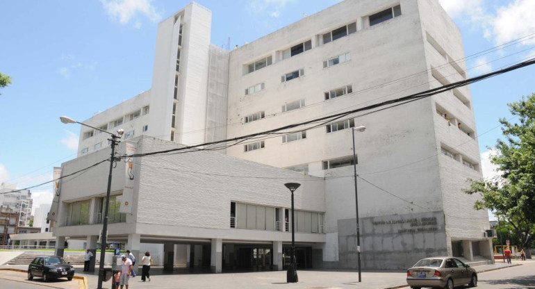 Centro de Especialidades Médicas Ambulatorias de Rosario. Foto: Google Maps
