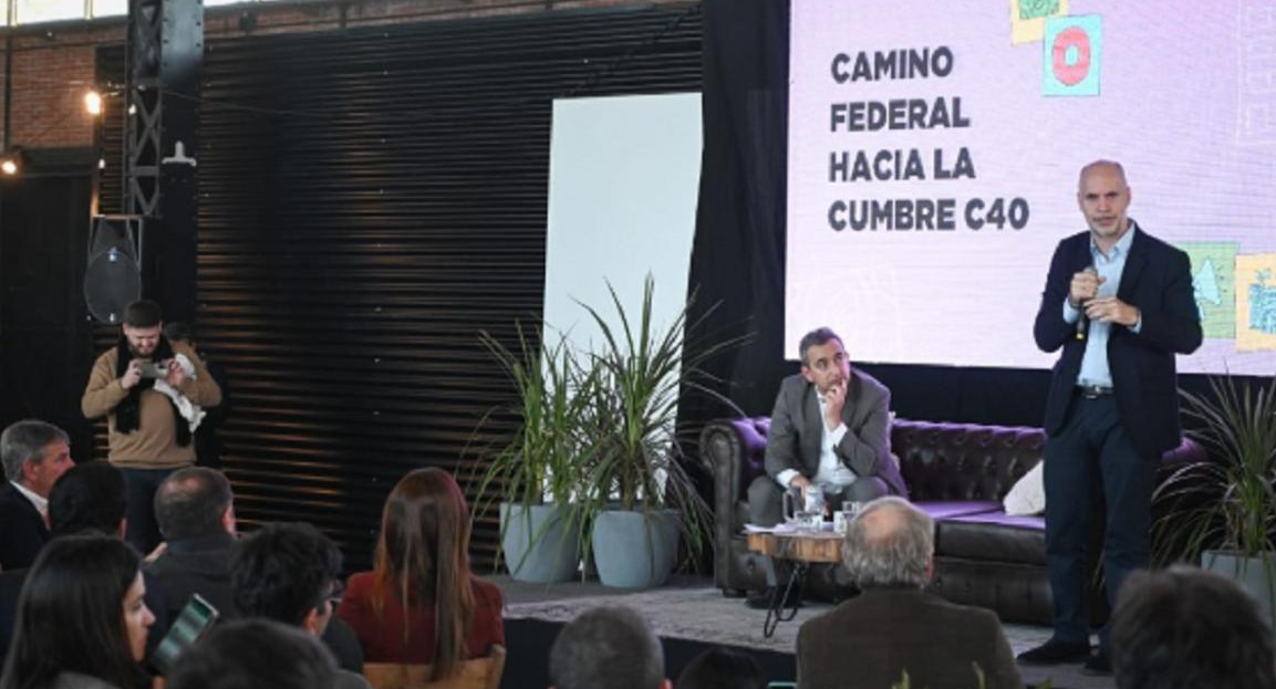 Larreta en la presentación de la cumbre. Foto: NA.