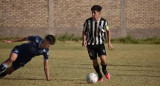 Fabricio Domínguez, futbolista de Gimnasia de Mendoza electrocutado. Foto: NA.