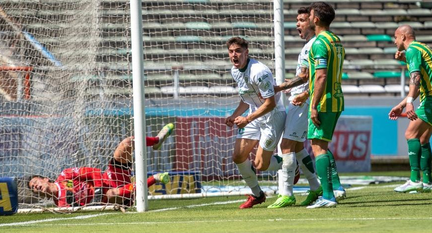 Aldosivi vs Banfield. Foto: Twitter @CAB_oficial.