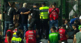 Incidentes entre hincha en el partido Sarmiento - Boca. Foto: Captura de TV.