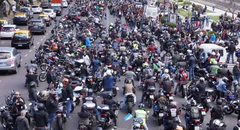 Marcha motociclistas. Foto: Twitter.