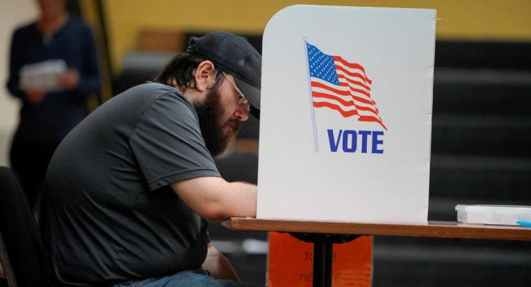 Votantes en Georgia midterms en Estados unidos foto Reuters