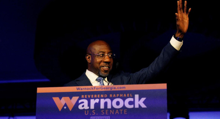 Raphael Warnock, candidato a senador por Georgia en EE.UU. Foto: REUTERS.