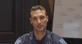 Los detalles de la pizarra de Lionel Scaloni. Foto: captura de video.