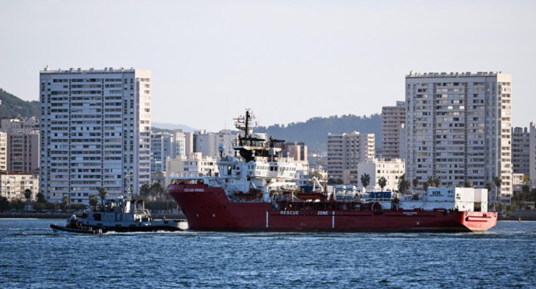 Barco humanitario en Francia. Foto: Télam