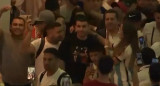 Despedida de Ángel Correa y Thiago Almada en Ezeiza. Foto: Captura de video.