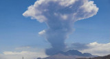 Volcán Lascar en plena erupción. Foto: Twitter.