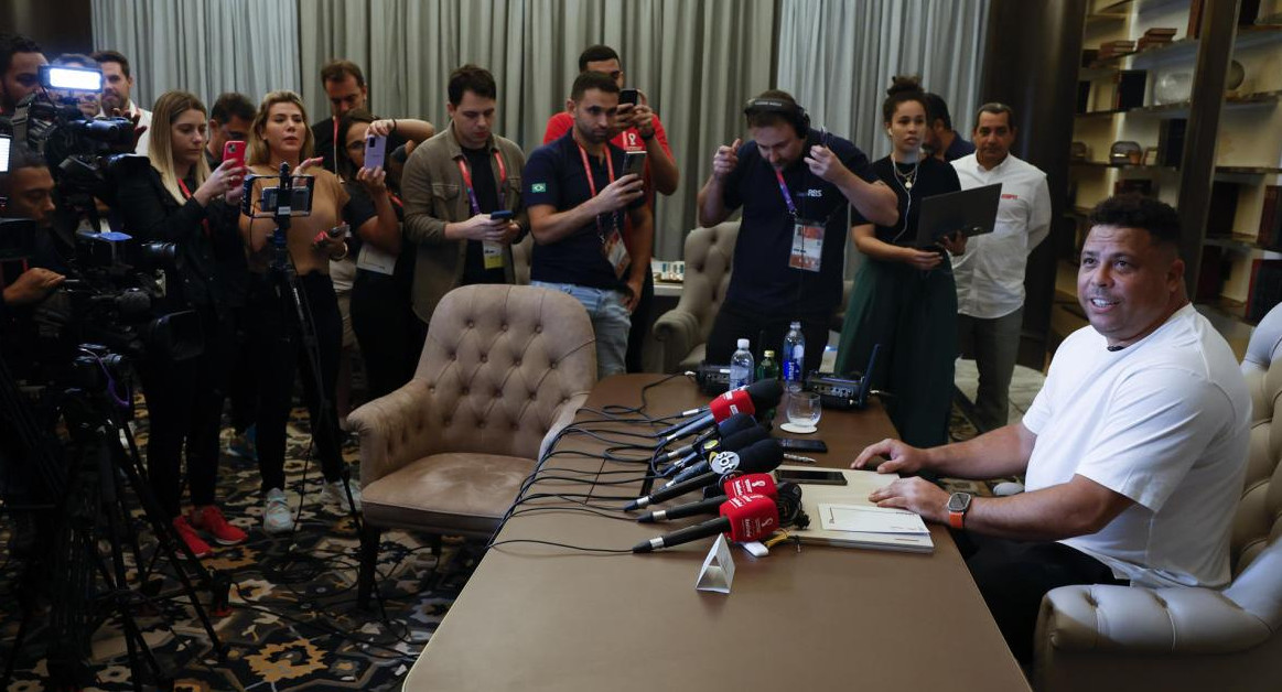 Ronaldo Názario; conferencia de prensa. Foto: EFE.
