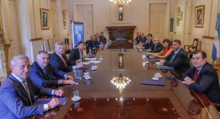 Reunión de Alberto Fernández con gobernadores en Casa Rosada. Foto: NA.