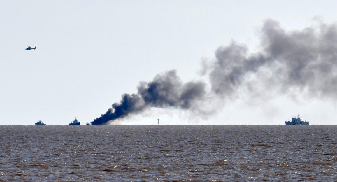 Incendio barco. Foto. Télam