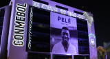 El homenaje de Conmebol a Pelé. Foto: Twitter @CONMEBOL.