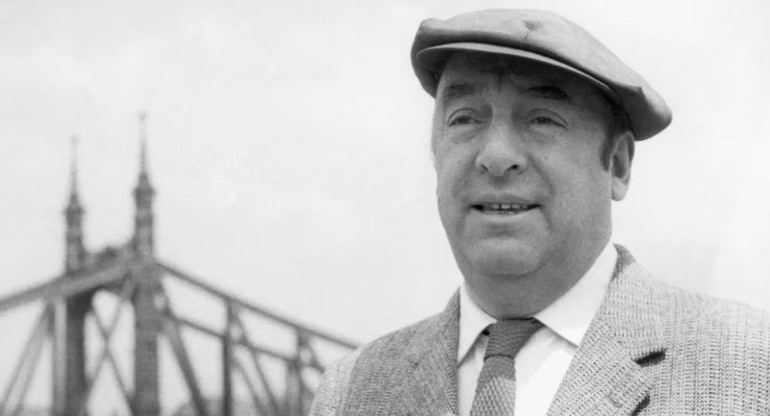 Inician en Chile el análisis final para determinar si Pablo Neruda fue asesinado
