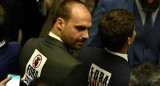 Eduardo Bolsonaro, hijo del expresidente Jair Bolsonaro, en la ceremonia. Foto: EFE