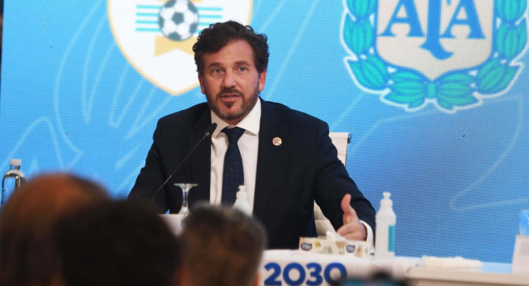 Alejandro Domínguez en la presentación del Mundial 2030. Foto: Telam.