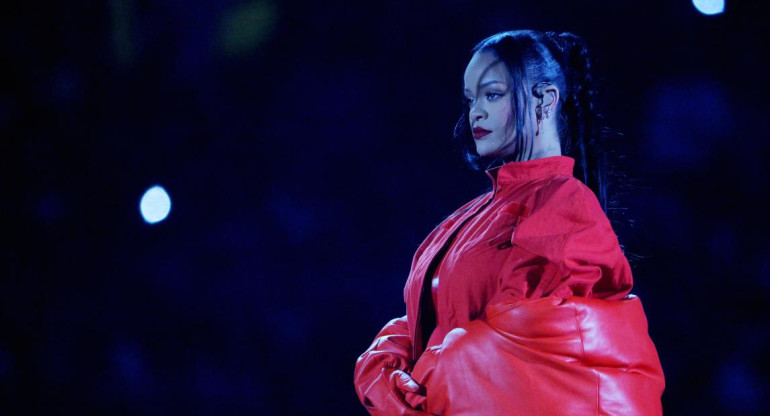 Rihanna dio un concierto en el Super Bowl. Foto: Reuters